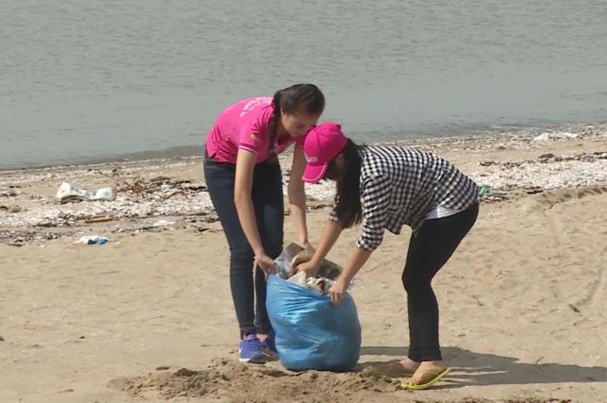 Nhà báo Trác Thuý Miêu đánh giá cao clip dự án của Như Thuỷ.