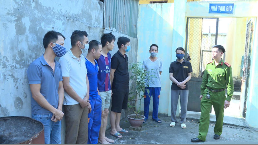 Các đối tượng bị bắt giữ.