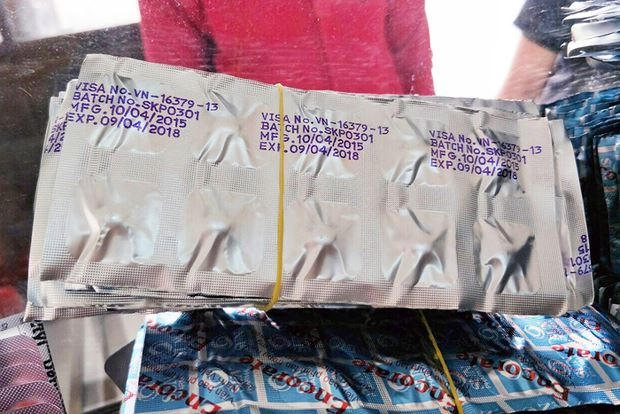 Bộ Y tế chỉ đạo xử l&yacute; nghi&ecirc;m vụ cho người bệnh uống thuốc hết hạn