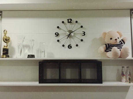 Gi&aacute; đặt những chiếc c&uacute;p v&agrave; phần thưởng m&agrave; nam ca sĩ đạt được trong qu&aacute; tr&igrave;nh hoạt động nghệ thuật.