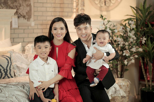 Ưng Hoàng Phúc chia sẻ về chuyện tình sóng gió của mình cùng với vợ