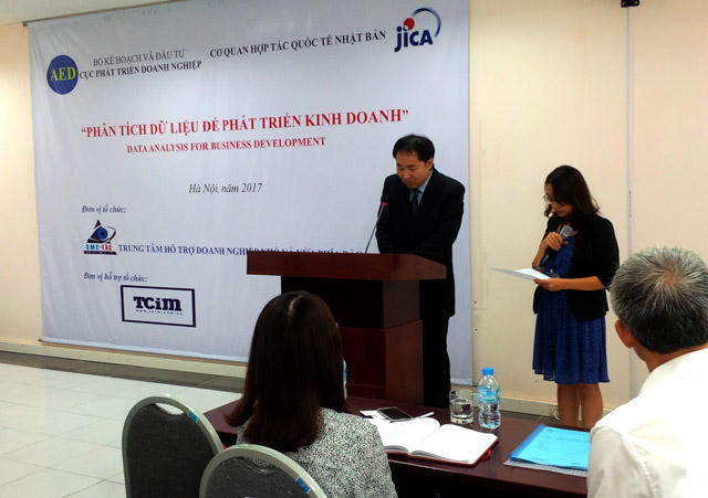 Ông Naoki Isại – Điều phối viên chương trình TNV (đại diện JICA Việt Nam) phát biểu khai mạc lớp đào tạo.