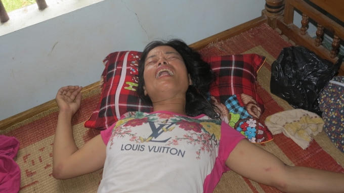Trong cơn mê man, người mẹ trẻ lúc nào cũng luôn miệng gọi tên các con của mình.