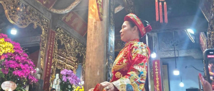Chợ Viềng: Phiên chợ họp trong đêm, với niềm tin “mua may, bán rủi”