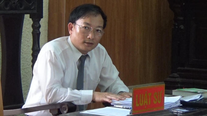 Luật sư Tạ Ngọc Bảo - Công ty Luật Bảo Oanh (Đoàn luật sư TP Hà Nội), người bảo vệ quyền lợi cho bị cáo Hồng.