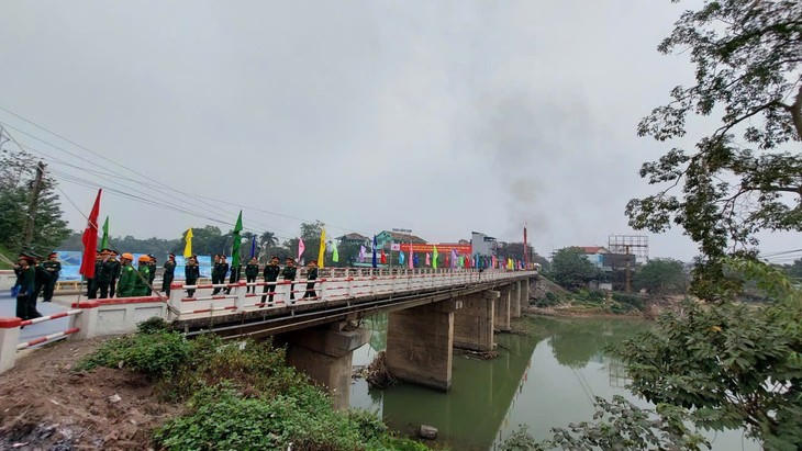 Cầu Gia Bảy hiện hữu gây thắt dòng chảy, hạn chế khả năng thoát lũ và an toàn giao thông. Ảnh: Ngọc Tuấn