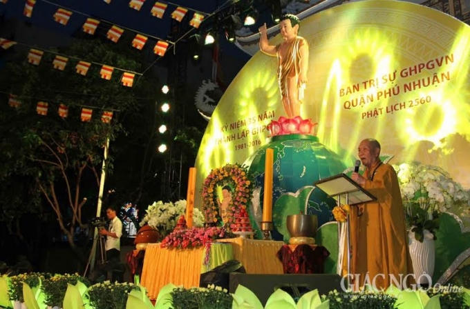 Hòa thượng Thích Huệ Minh phát biểu khai mạc.