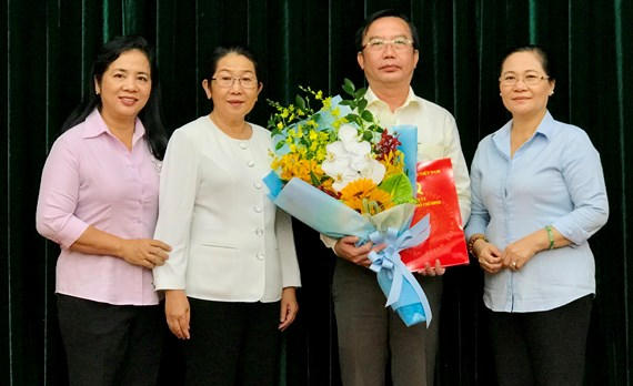 Nh&acirc;n sự mới 14 địa phương