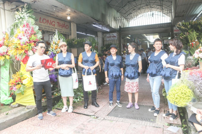 Xúc động khi Hương Giang chia sẻ thời đi học không được bạn bè tôn trọng