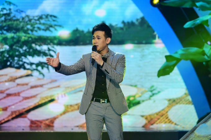 Danh ca Phương Dung: Cánh nhạn 60 năm không mỏi