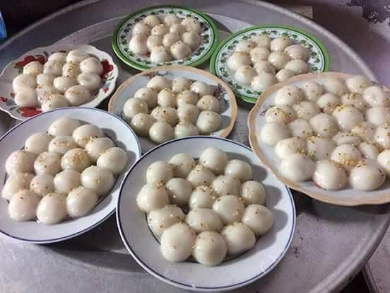 Bánh trôi cũng được người Sán Dìu làm trong Tết Thanh Minh giống như ở một số nơi khác.