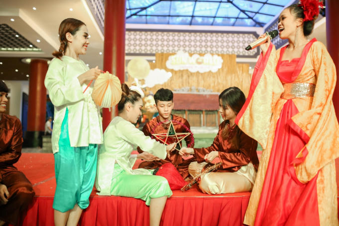 Đ&oacute;n Trung thu với c&aacute;c nh&acirc;n vật cổ t&iacute;ch ở Sun World Danang Wonders