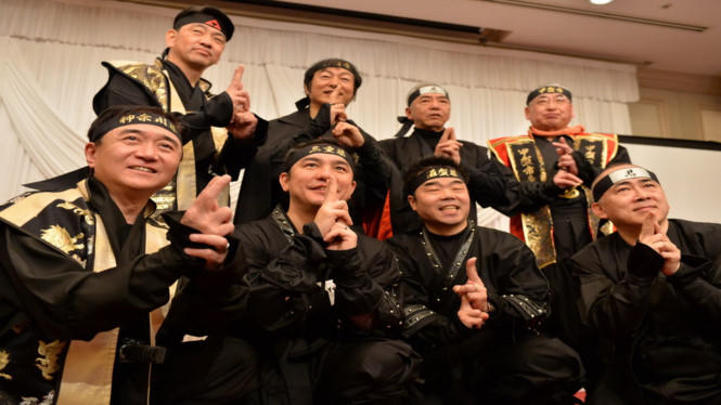 Vào năm 2015, các tỉnh trưởng và thị trưởng Nhật Bản đồng loạt khoác lên trang phục ninja thay cho đồ vest trong sự kiện công bố thành lập “hội đồng ninja".