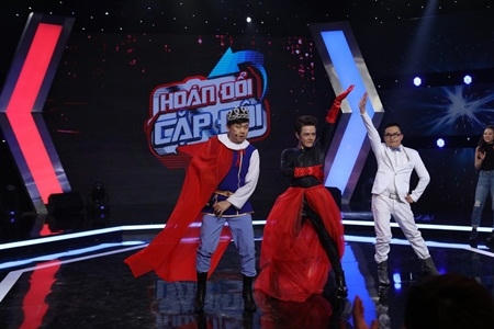 Chí Tài khoe khả năng vũ đạo trên giày cao gót