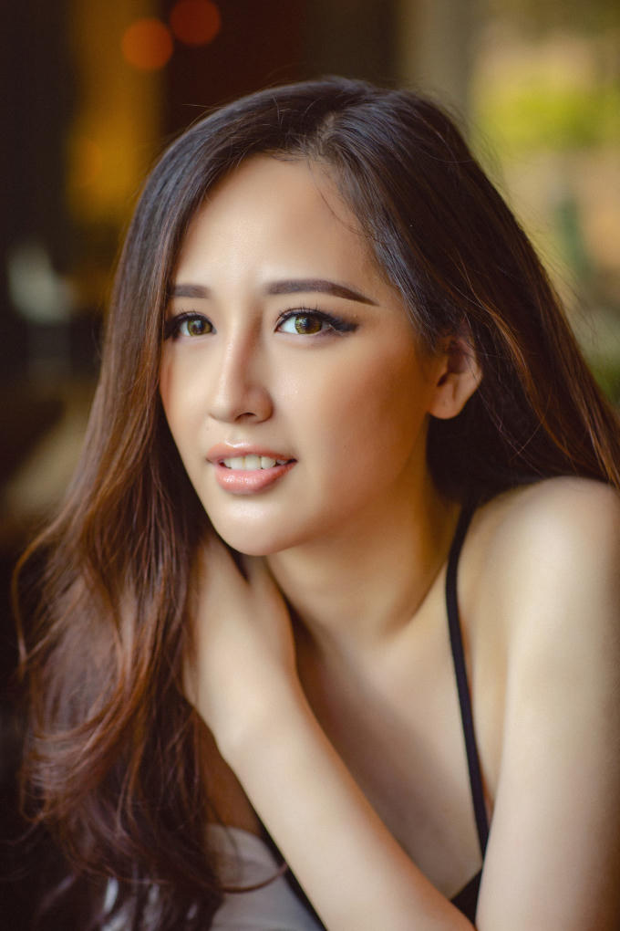 Trong một bài phỏng vấn, chia sẻ về 3 năm "lặn mất tăm" khỏi showbiz Việt, Mai Phương Thúy cho rằng việc đăng quang từ năm 18 tuổi, cho đến nay đã 12 năm, là hơn nửa cuộc đời làm hoa hậu khiến cô cảm thấy mệt mỏi và khao khát cuộc sống của người bình thường.