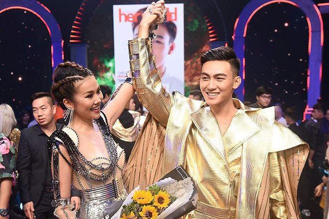 Chương trình kết thúc với chiến thắng thuộc về Mạc Trung Kiên đội Thanh Hằng. Ảnh: Nguyễn Thành.