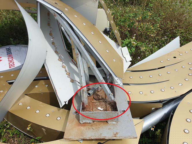 Lộ nguyên nhân công trình 11 tỷ đồng ở TP Vinh bị đổ gãy chỉ sau một trận giống lốc - ảnh 5