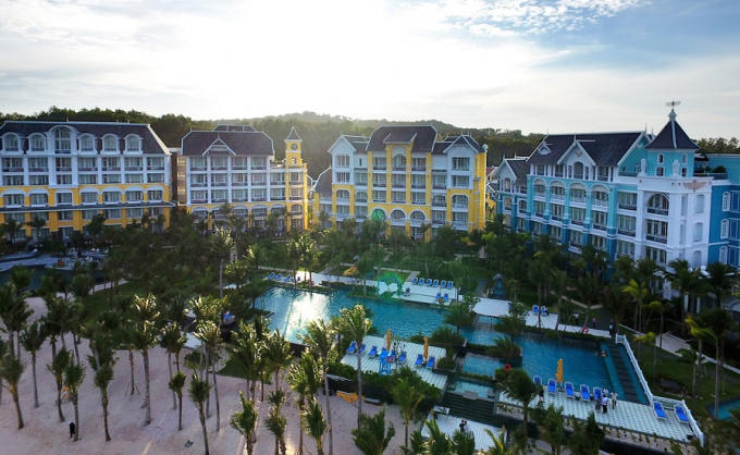 JW Marriot Phu Quoc Emerald Bay.