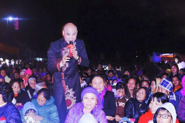 Giọng ca Bolero Minh Khánh.