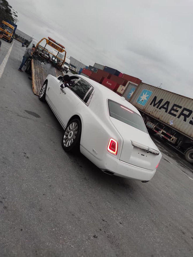 rolls-royce phantom viii tranquility cap cang, chao san cac dai gia viet hinh anh 5