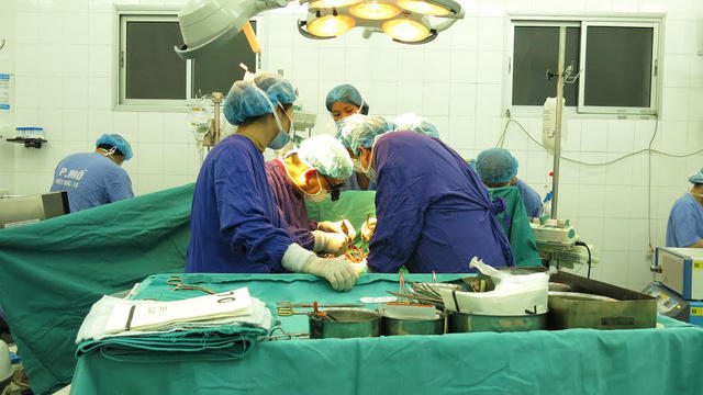 Một ca ghép tạng được các bác sĩ BV Hữu nghị Việt Đức (Hà Nội) thực hiện. (Ảnh: Sức khỏe và đời sống)