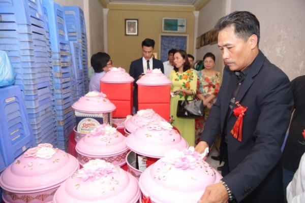 Sính lễ đều đã được chuẩn bị tươm tất.