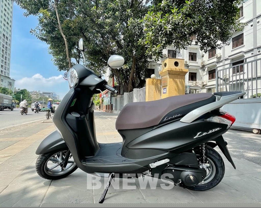 Yamaha Latte 125 có giá bán 37,99 triệu đồng cho phiên bản cao cấp nhất và 37,49 triệu đồng cho phiên bản tiêu chuẩn.