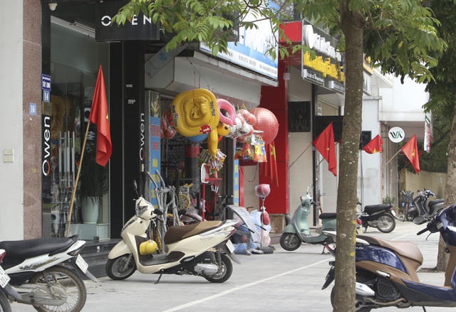 Thành phố sẽ thí điểm hoạt động này đến hết ngày 31/12. “Nếu làm được điều này, sẽ giảm được mật độ của người tham gia giao thông trong khung giờ từ 6h đến 8h30. Cụ thể, theo tính toán, có thể giảm được 600.000 – 800.000 người tham gia giao thông giờ cao điểm”, Chủ tịch Hà Nội phân tích.
