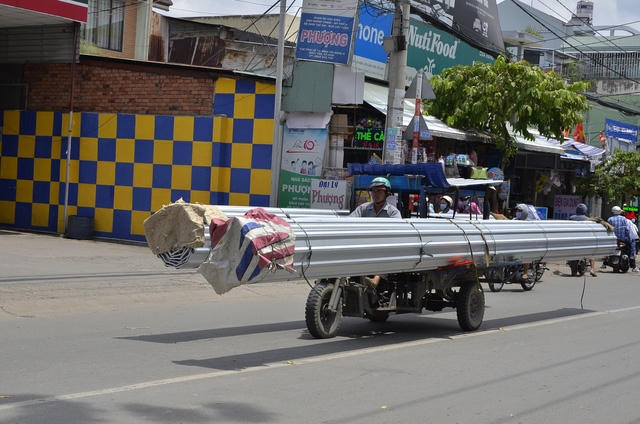 Hãi hùng “máy chém