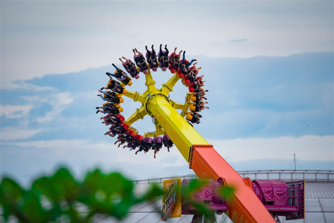 Các bạn trẻ thích phiêu lưu, ưa mạo hiểm được thỏa sức khám phá bản thân, vui chơi “cực đã” với hệ thống 21 trò chơi ngoài trời hiện đại, lần đầu tiên xuất hiện tại Việt Nam.