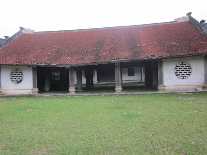 Đình Vân Thị - Một trong khá nhiều di tích khác của tỉnh đang trông chờ kinh phí của Nhà nước để được tôn tạo, tu bổ lại