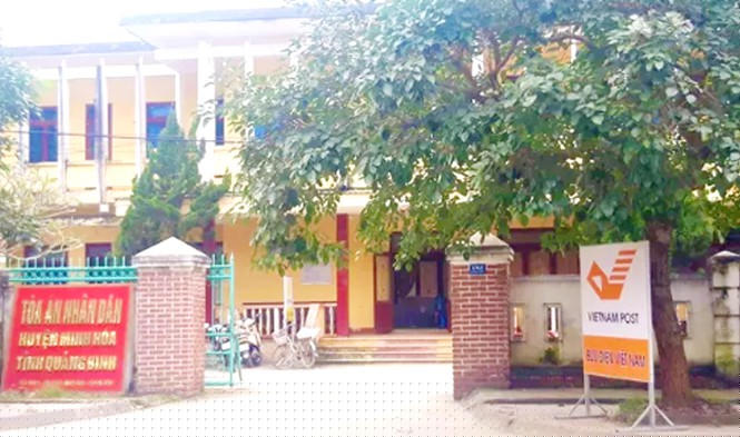 Trụ sở TAND huyện Minh Hóa - nơi ông Xướng và bà C. quan hệ tình dục và bị lộ clip