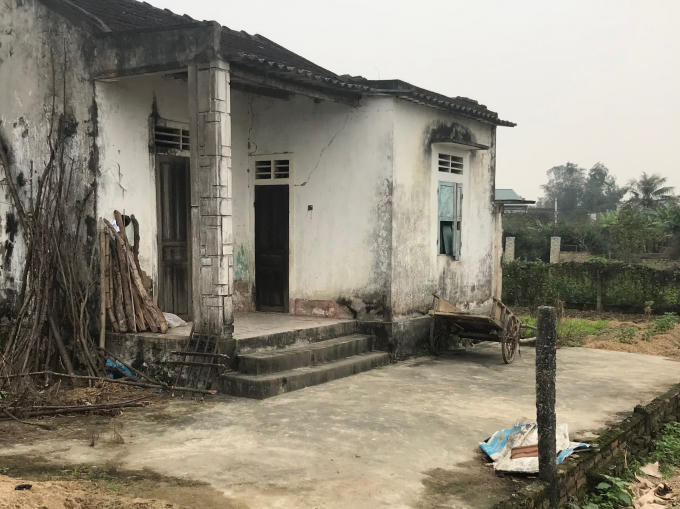 Căn nhà ông Năng ở cũng là nơi ông bị chính con trai mình đánh đập.