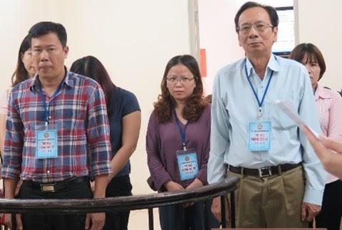 Các bị cáo tại phiên tòa.