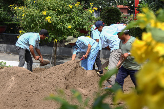 Nơi an nghỉ của đại tướng thuộc khu K1, bên cạnh cố Tổng bí thư Nguyễn Văn Linh, cố Chủ tịch nước Võ Chí Công, cố Thủ tướng Võ Văn Kiệt...