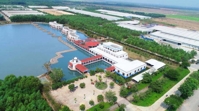 Resort Bò sữa Vinamilk – “Resort” lý tưởng cho những cô bò hạnh phúc.
