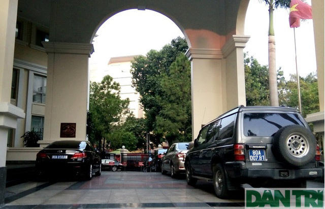 Với nhiều đơn vị trực thuộc, Bộ Tài chính đang dẫn đầu về số lượng xe công