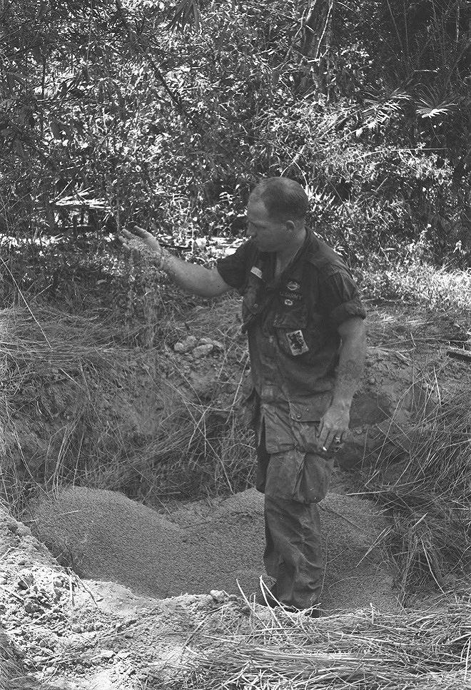 Đội quân “chuột chũi” chuyên lần mò đường hầm