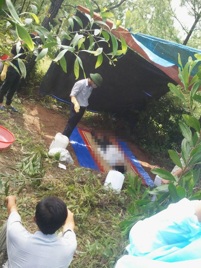 Hiện trường nơi phát hiện chị Đào Thị Hoa treo cổ (ảnh do gia đình nạn nhân cung cấp).