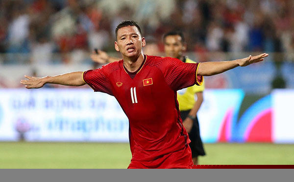 và với phong độ cao như lúc này, Anh Đức là phương án hợp lý cho tuyển Việt Nam