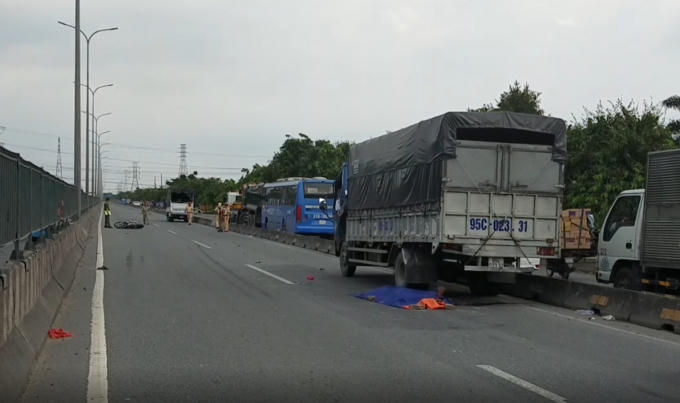 Hiện trường vụ tai nạn thương tâm.