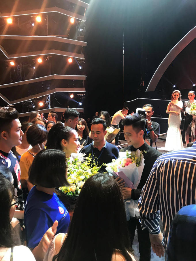 Khán giả phát cuồng khi Thu Minh “cháy” trong âm nhạc của Slim V