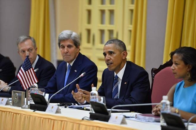 Tổng thống Mỹ Obama hội đàm song phương với Chủ tịch nước Trần Đại Quang.