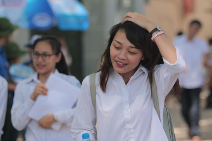 Sự thoải mái của thí sinh sau bài thi đầu tiên kỳ thi THPT quốc gia.