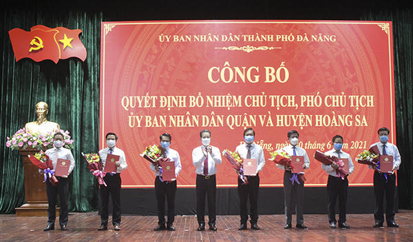 30-6 CONG BO CAN BO 1