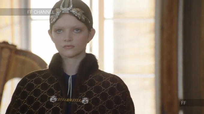 Bản tin Thời trang Plus số 19: X&aacute;c lập kỷ lục mới cho chiếc t&uacute;i Herm&egrave;s Birkin