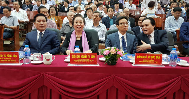 Các đại biểu tham dự hội thảo