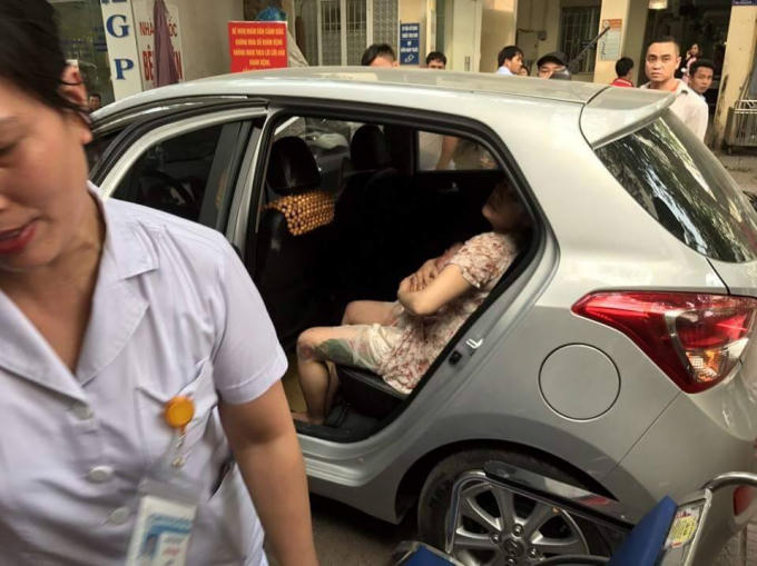 Sản phụ sinh ngay trên ôtô, hiện cả 2 đã "mẹ tròn con vuông".