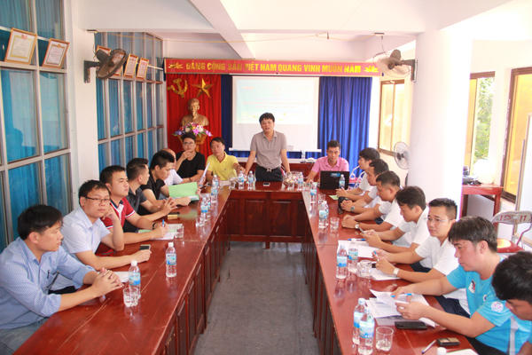 Toàn cảnh buổi lễ bốc thăm tại Hội trường Nhà thi đấu Trung tâm Văn hóa Thị xã Cửa Lò