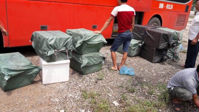 Nghệ An: Bắt giữ h&agrave;ng ngh&igrave;n bao thuốc l&aacute; lậu v&agrave; h&agrave;ng tấn Nhộng ng&acirc;m h&oacute;a chất